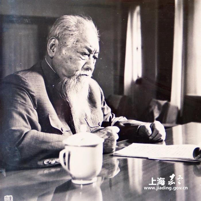 047bee65ec7d482886bde9c24fe64d41.jpg 047bee65ec7d482886bde9c24fe64d41.jpg