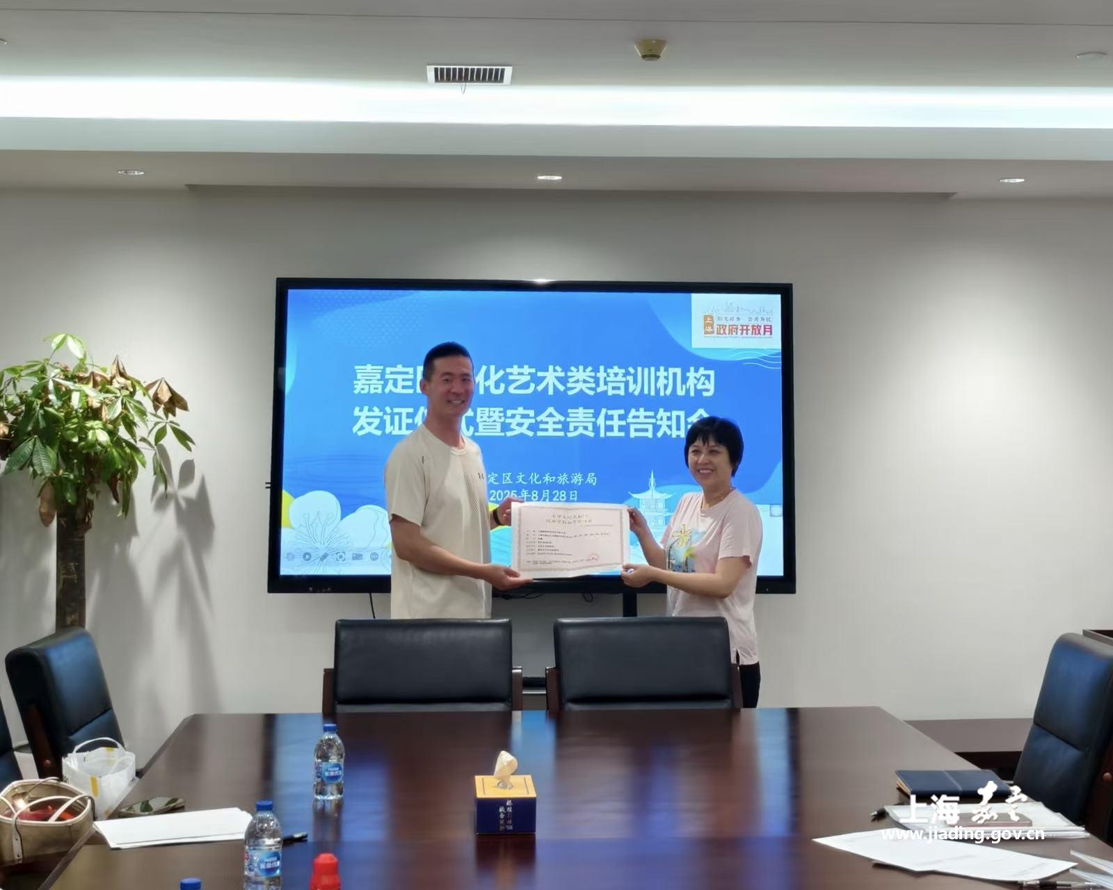 50685e482aab4d3a87c387bf4b2ecd75.jpg 50685e482aab4d3a87c387bf4b2ecd75.jpg