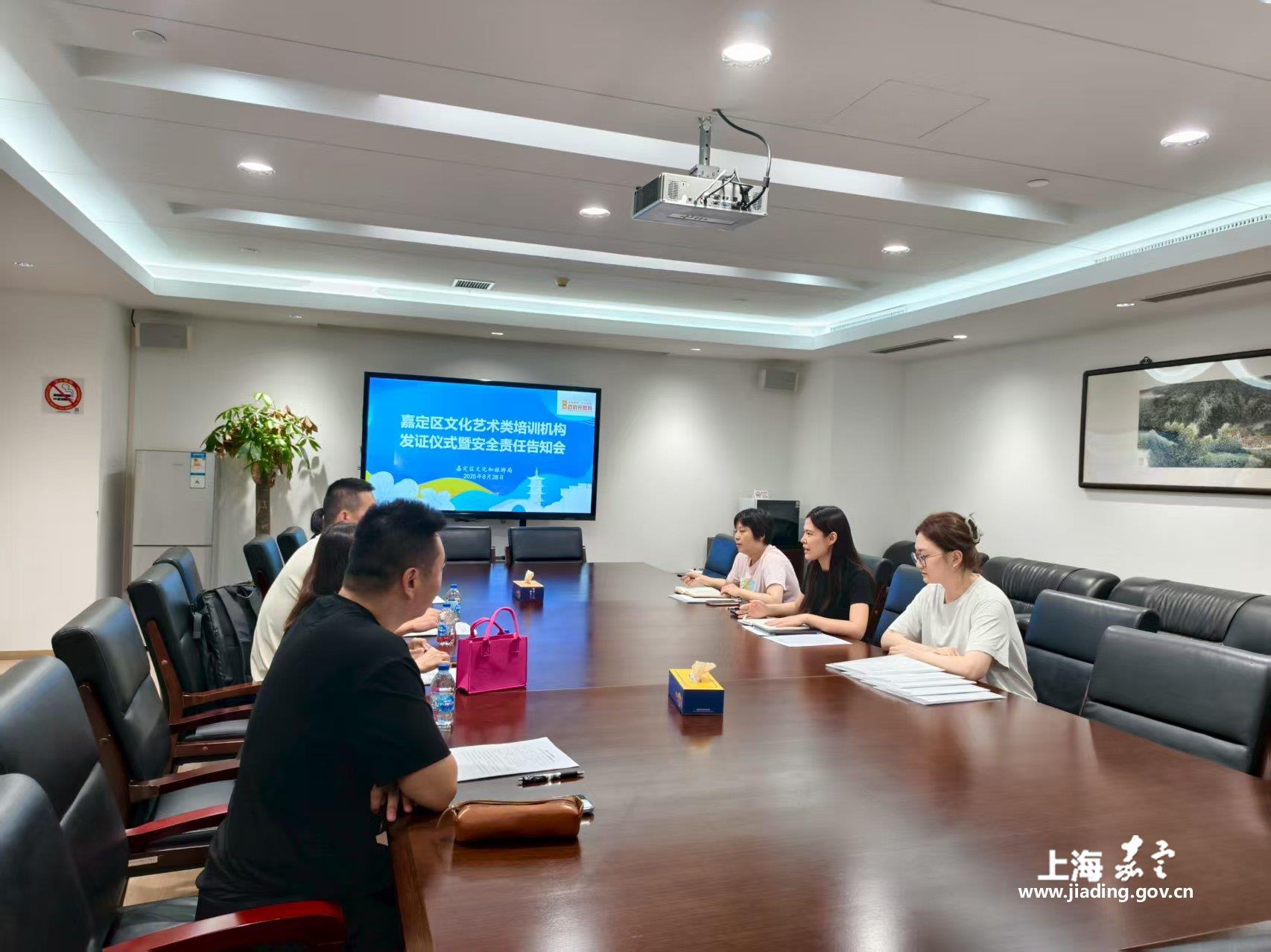 fe738d3bebb346f9b1ac90a3dc9e5283.jpg fe738d3bebb346f9b1ac90a3dc9e5283.jpg